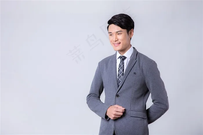 穿着西装害羞的商务男士