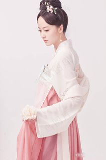 高清侧面写真姿势古装美女摄影清纯美女图片