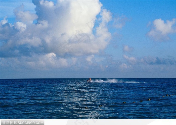 自然风光-海面上美丽的白云