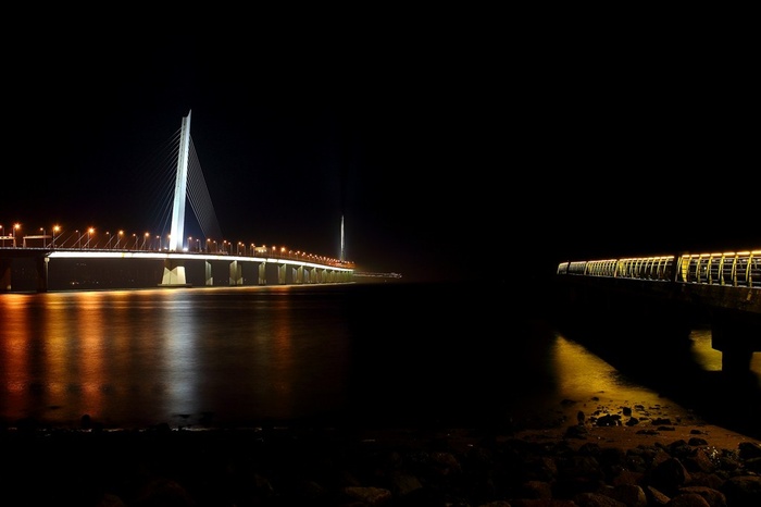 海岸线跨海大桥