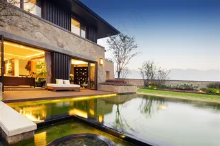 高档别墅建筑设计效果图