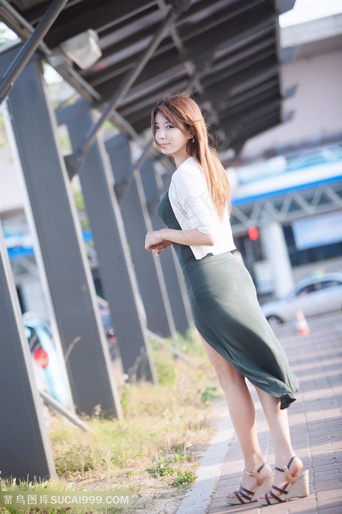 户外写真韩国气质美女图片