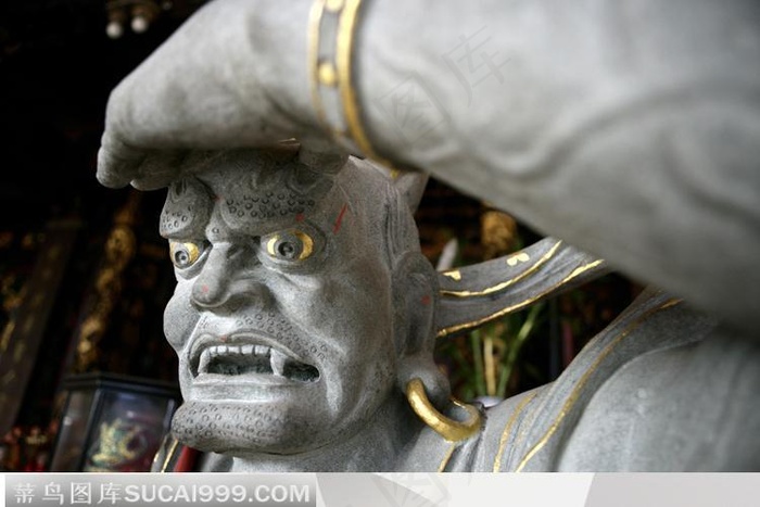 石头雕像千里眼