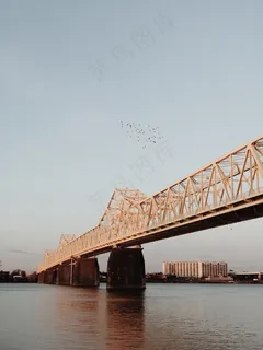 跨海钢铁大桥图片 跨海钢铁大桥图片