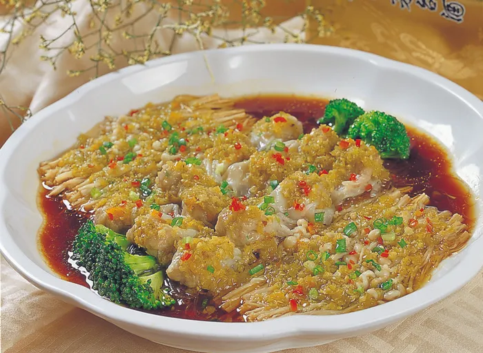 风味金多云虾燕