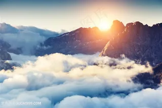 唯美山脉田野景色高清唯美风景图片