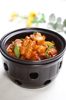 S00076焖罐肉 (24)