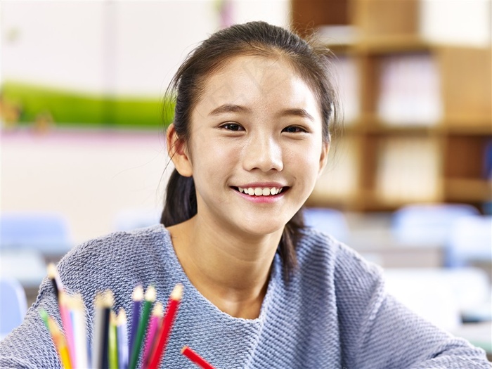 正在学习的学生图片素材
