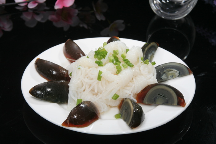 魔芋丝松花蛋