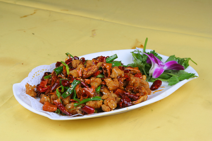 香辣鸡脆骨32元
