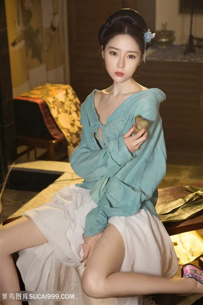 穿着古装的高清*美女图片