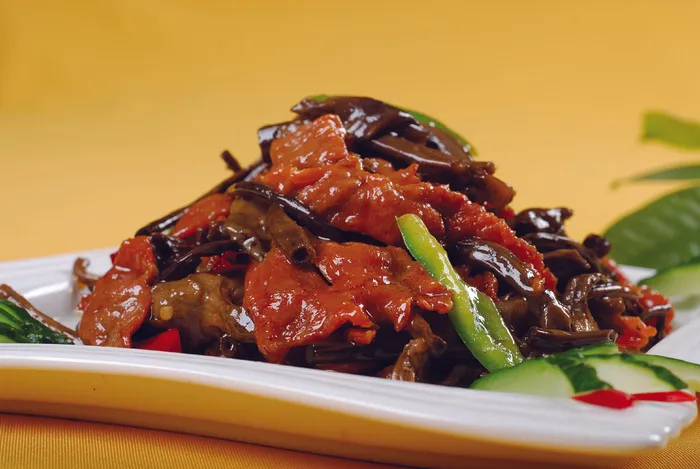 0911CC-138茶树菇炒牛肉