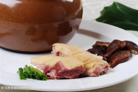 香菇炖土鸡的美食图片 香菇炖土鸡的美食图片