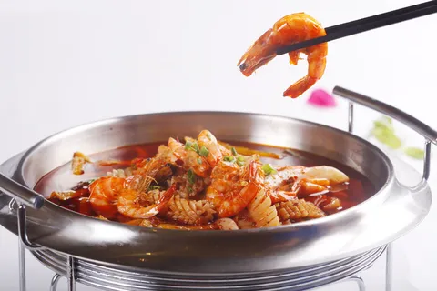干锅鱿鱼虾 (12)