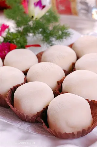 小吃雪媚娘的美食图片