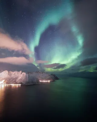 绿色极光壁纸图片