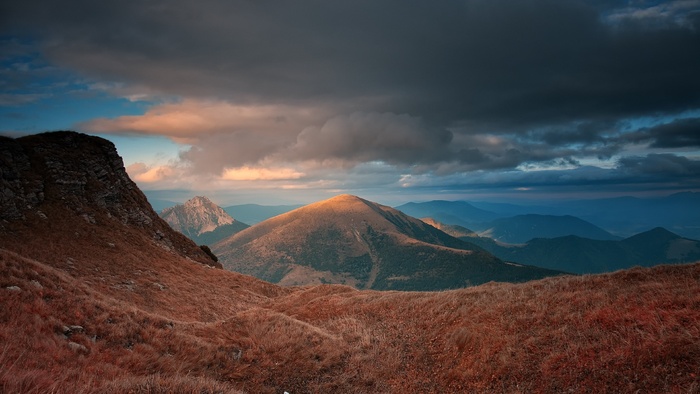 唯美高清天空山峰