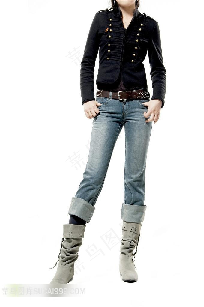 插裤兜的牛仔时装女孩