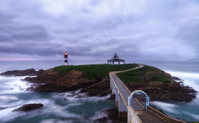 高清唯美海边灯塔风景图片