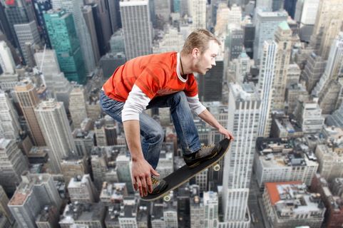 四轮竞技滑板车图片