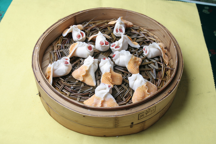 鱼肉蒸饺 (1)