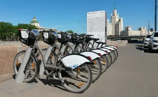 整齐排放共享单车图片