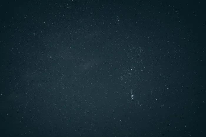 黑色星空繁星点点图片