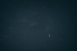 黑色星空繁星点点图片