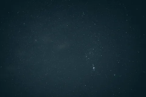 黑色星空繁星点点图片 黑色星空繁星点点图片