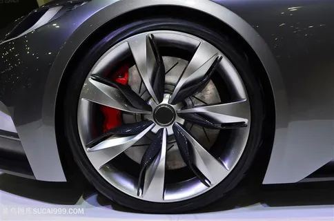 跑车车轮特写高清