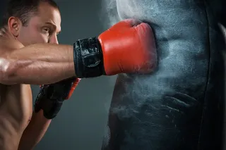 打拳击的人物素材图片