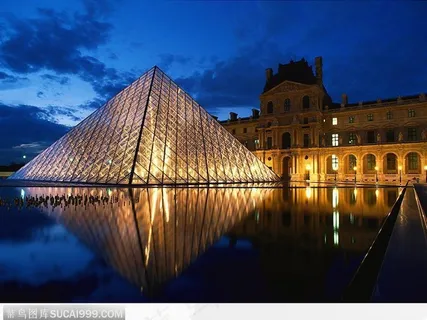 金字塔式建筑 湖 灯 古堡