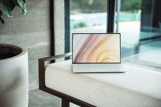 超薄笔记本电脑图片