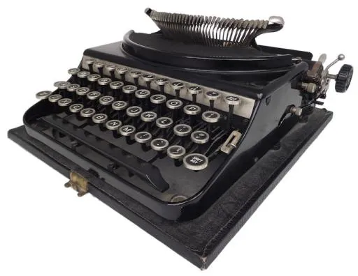 打字机 PNG免抠(700x542)