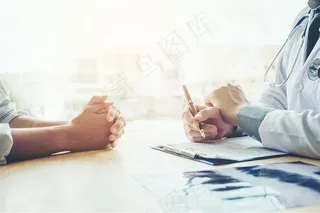 看病的医生医疗场景高清图片