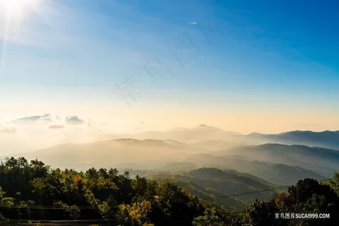 日出美景美丽的群山峻岭山川云海山峰云雾 日出美景美丽的群山峻岭山川云海山峰云雾