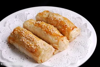 脆皮叉烧酥的美食图片中华美食