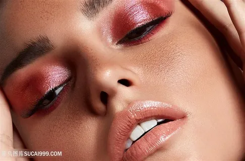 化妆品模特美容