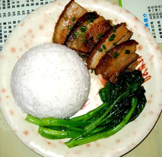 梅菜扣肉饭 梅菜扣肉饭