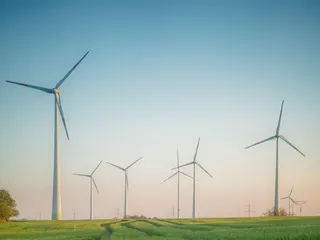 蓝天白云草地分车 摄影 海报