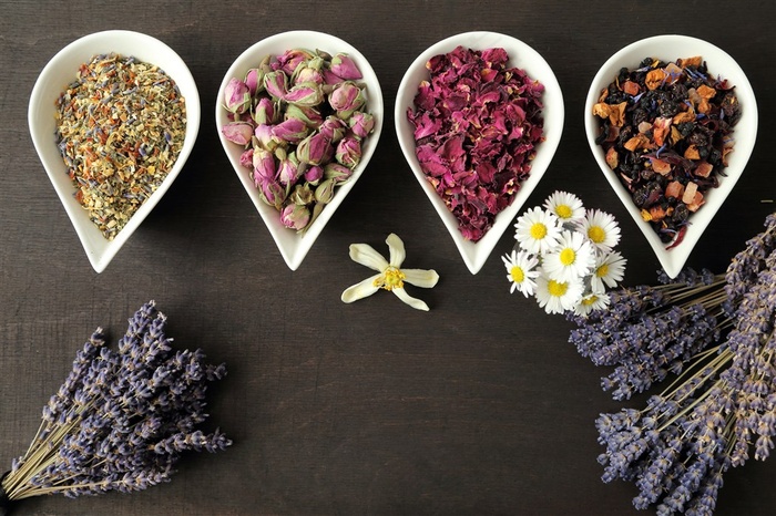 美味的花茶茶叶花朵图片