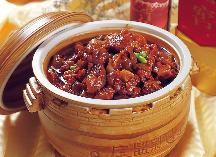 95C-083狗肉焖鱿鱼