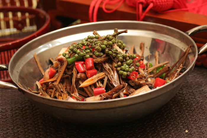 干锅烟笋32元 (1)