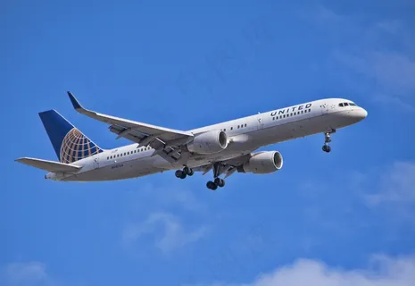 航空客机飞行图片 航空客机飞行图片