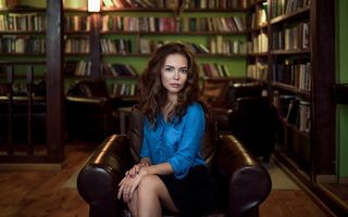 女老板办公室照片图片