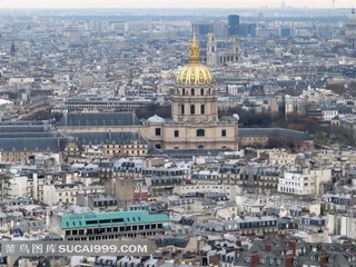 欧洲旅游法国埃菲尔铁塔上俯视巴黎城市景观
