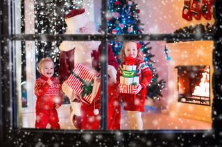 圣诞节装饰窗户门冬天新年装饰室内外场景(31)