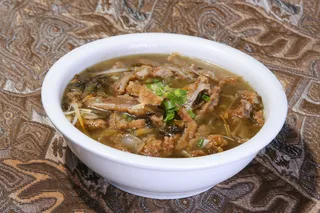 开胃酸汤酥肉  20元