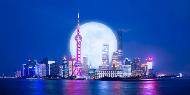 中秋节月亮夜景意背景