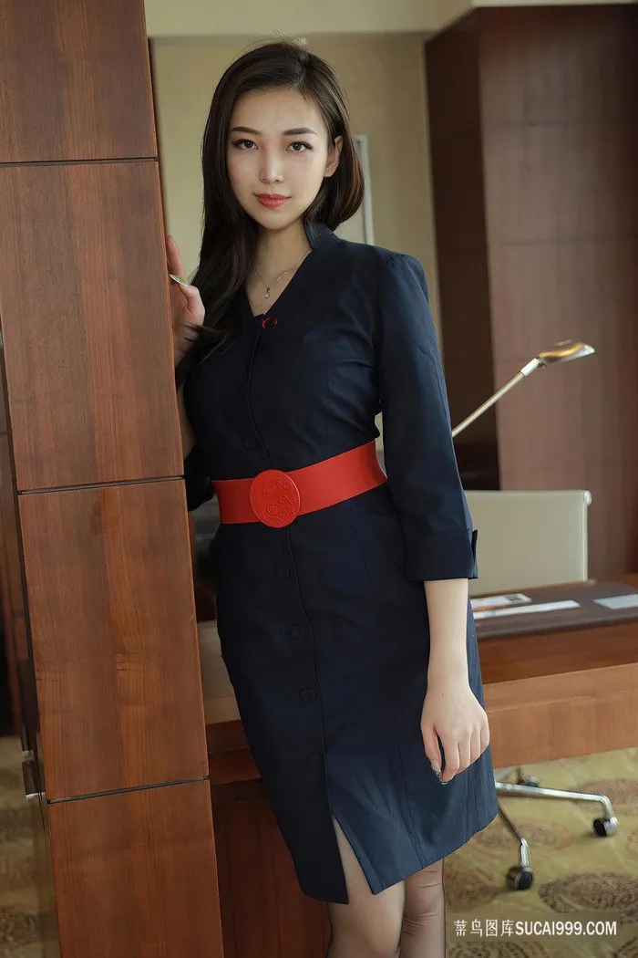 日韩美女空姐私拍艺术照流出